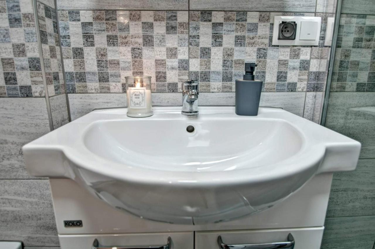Feriehus Drewniany Luxury Dabrowa